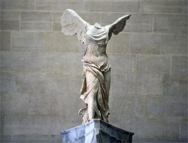 Louvre_Nike-of-Samothrace.jpg